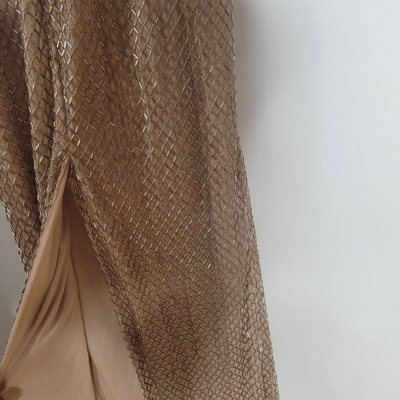 Mac Duggal Spaghetti Strap Column Gown - Picture 9 of 11